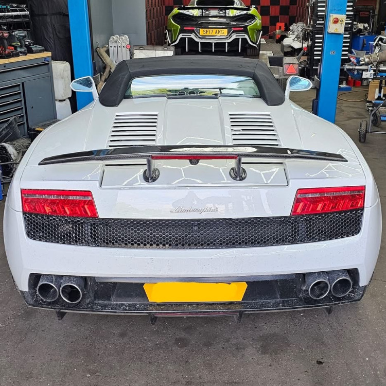 Lamborghini Refurbished Shock Absorbers In The UK